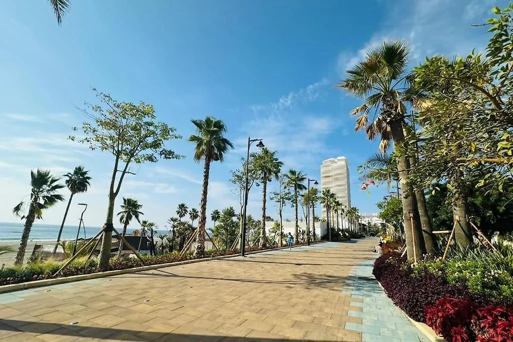 Room City Estepona Estudio Mar Apartment